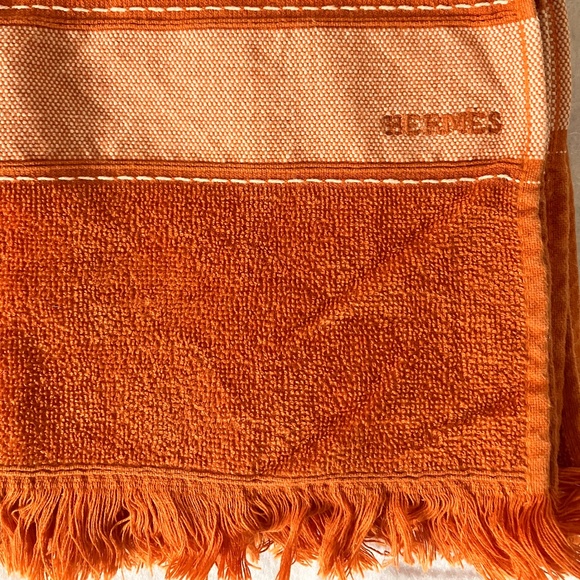 NEW HERMÈS ORANGE YACHTING BATH TOWEL - Picture 14 of 15